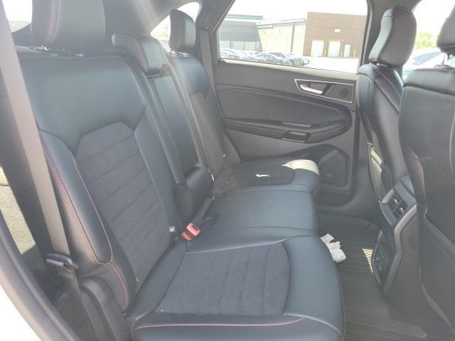 used 2022 Ford Edge car, priced at $30,397