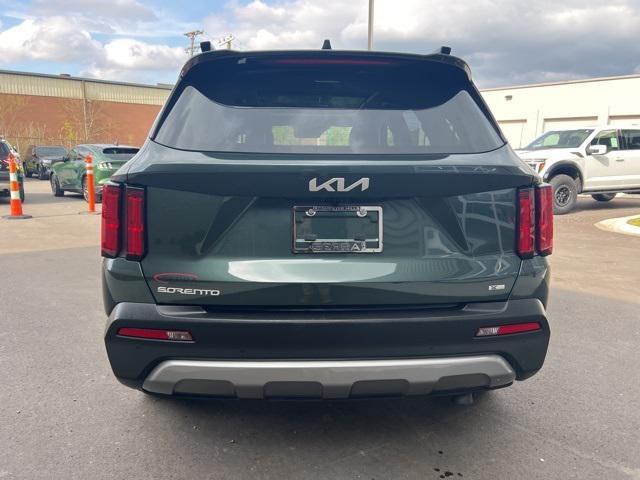 used 2023 Kia Sorento car, priced at $34,725