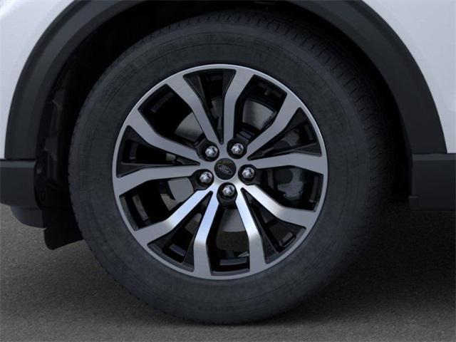 new 2025 Ford Explorer car, priced at $45,919