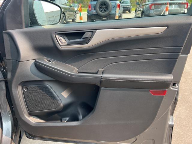 used 2022 Ford Escape car, priced at $22,591