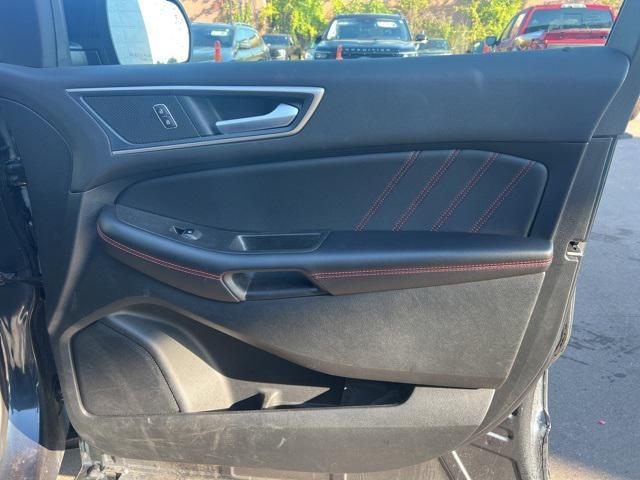 used 2024 Ford Edge car, priced at $29,894