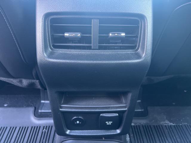 used 2024 Ford Edge car, priced at $29,894