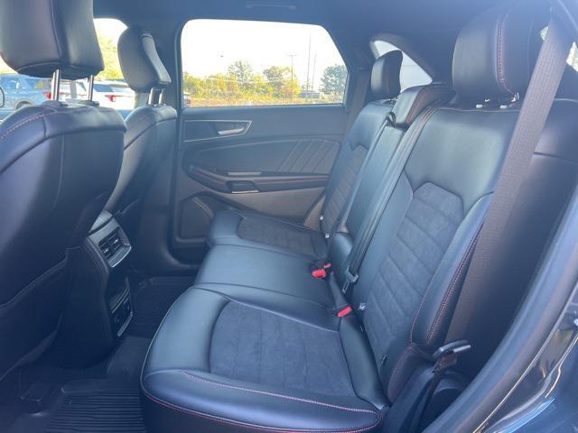 used 2024 Ford Edge car, priced at $29,894