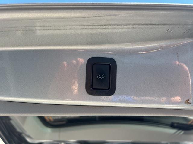 used 2019 Toyota Highlander car, priced at $24,858