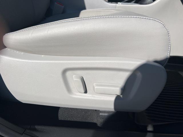 used 2019 Toyota Highlander car, priced at $24,858