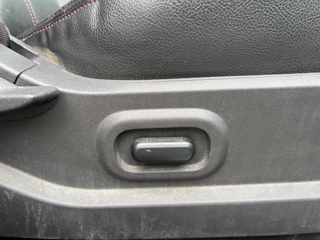 used 2011 Ford Edge car, priced at $5,285