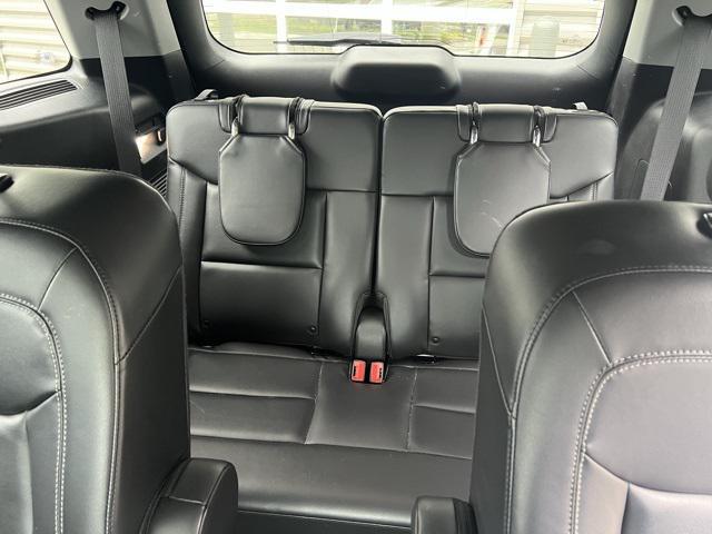 used 2022 Ford Explorer car, priced at $27,931