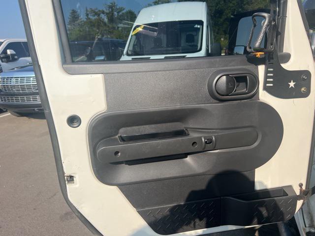 used 2009 Jeep Wrangler Unlimited car, priced at $10,349