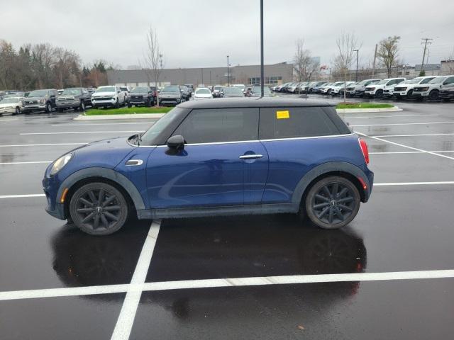 used 2016 MINI Hardtop car, priced at $9,398