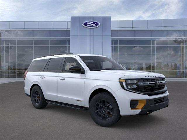 new 2025 Ford Expedition car, priced at $74,854