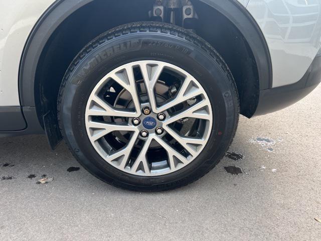 used 2022 Ford Escape car, priced at $24,587