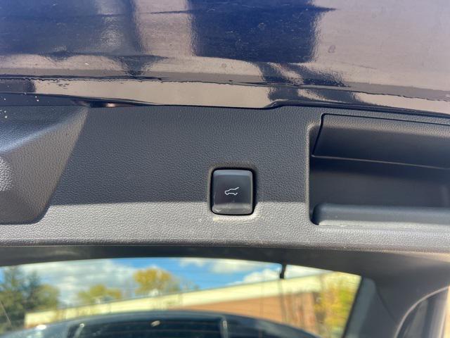 used 2022 Ford Escape car, priced at $22,837