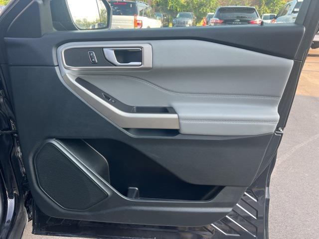 used 2023 Ford Explorer car, priced at $28,154