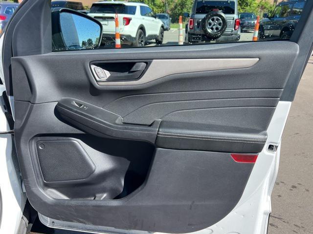 used 2022 Ford Escape car, priced at $19,294