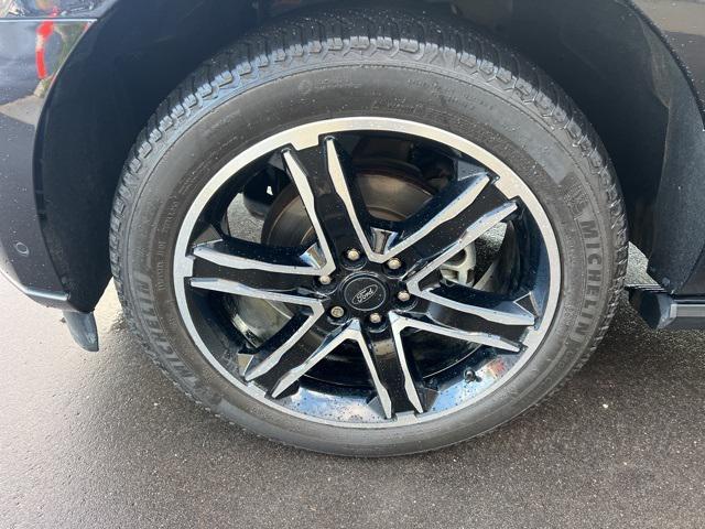 used 2021 Ford Expedition car, priced at $36,918