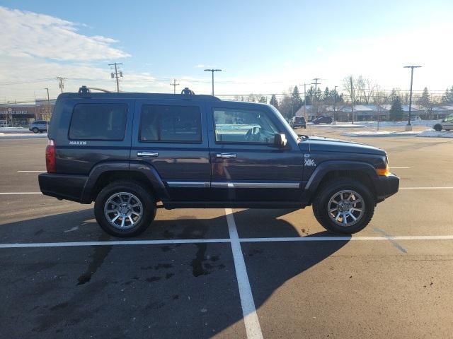 used 2010 Jeep Commander car, priced at $7,525