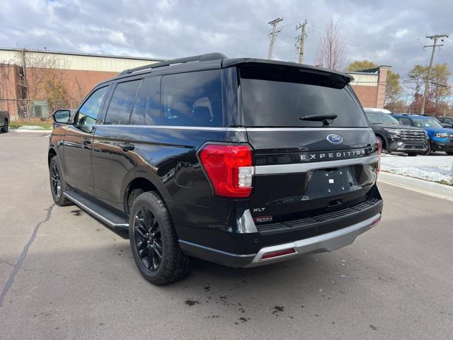 used 2022 Ford Expedition car, priced at $45,898