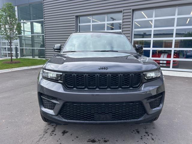used 2023 Jeep Grand Cherokee car, priced at $34,789