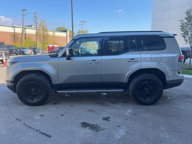 used 2025 Lexus GX 550 car, priced at $83,378
