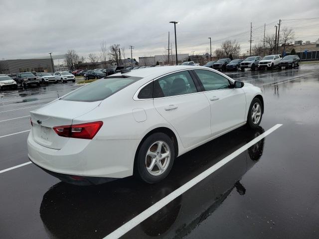 used 2016 Chevrolet Malibu car, priced at $9,482