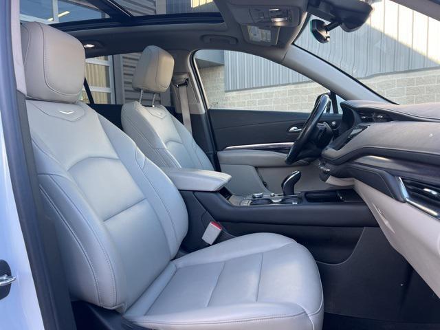 used 2022 Cadillac XT4 car, priced at $22,245
