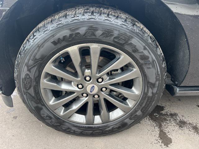 used 2021 Ford Expedition car, priced at $41,905