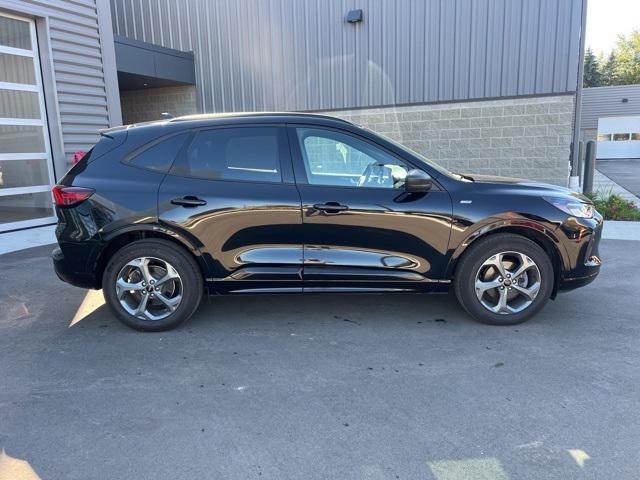 used 2024 Ford Escape car, priced at $25,759