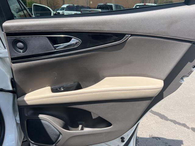 used 2021 Lincoln Nautilus car, priced at $26,423