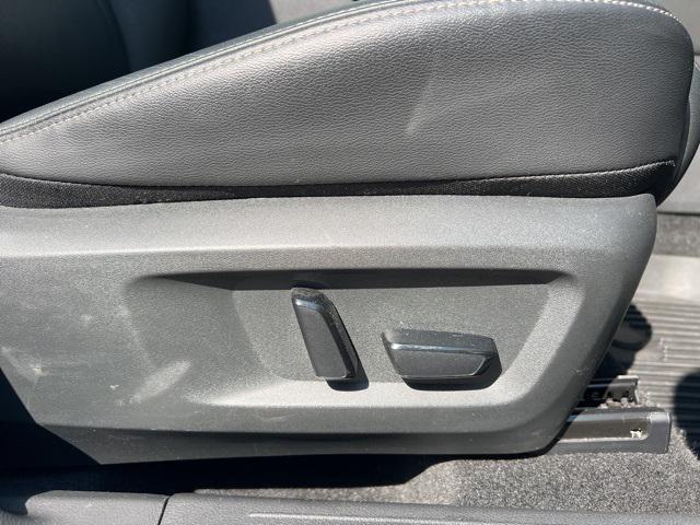 used 2021 Nissan Rogue car, priced at $25,997