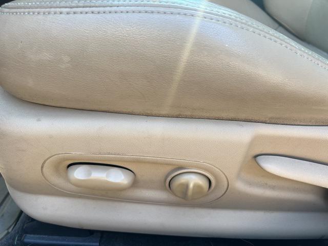used 2007 Pontiac Grand Prix car, priced at $4,348