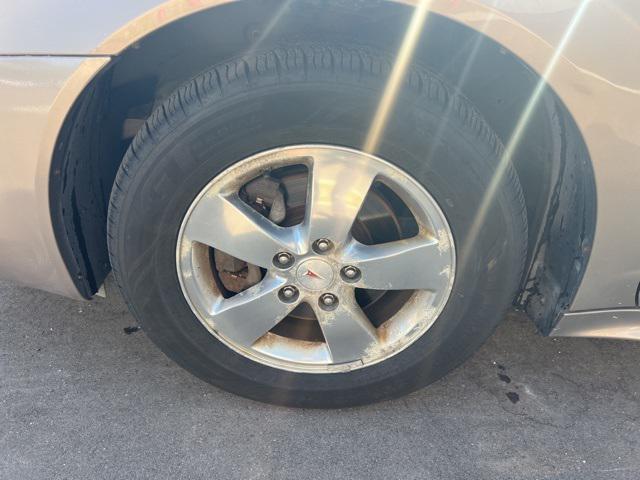 used 2007 Pontiac Grand Prix car, priced at $4,348