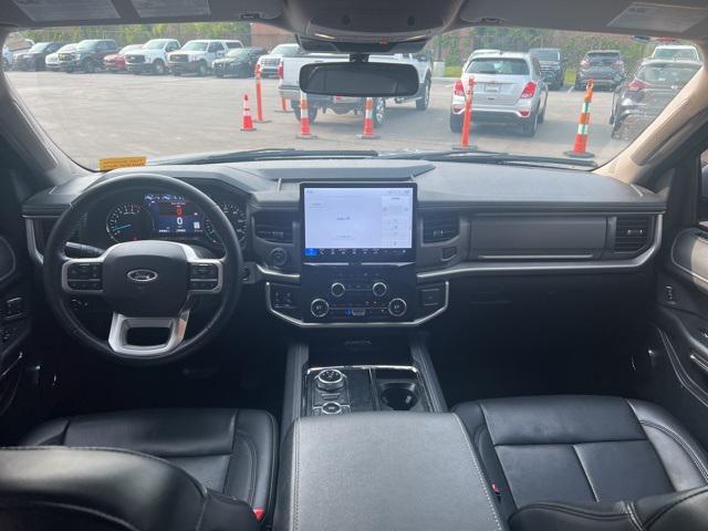 used 2024 Ford Expedition car, priced at $50,889
