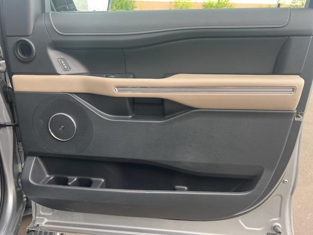 used 2022 Ford Expedition car, priced at $47,992