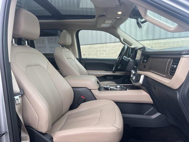 used 2022 Ford Expedition car, priced at $47,992
