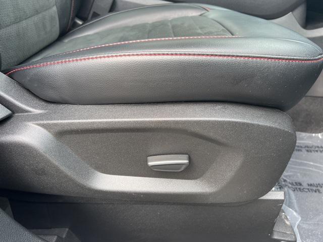 used 2023 Ford Edge car, priced at $30,492