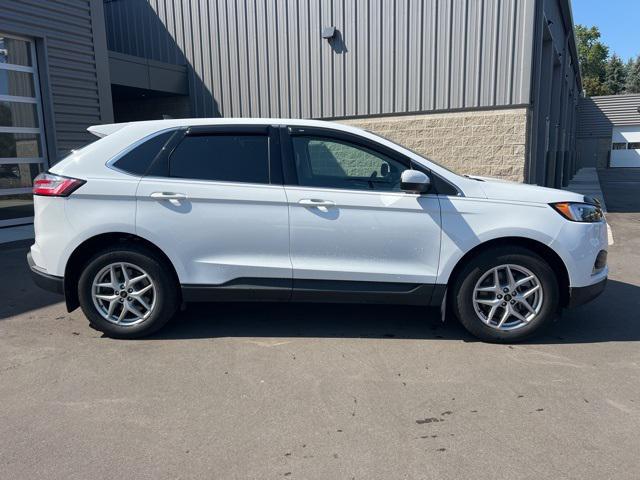 used 2024 Ford Edge car, priced at $25,979