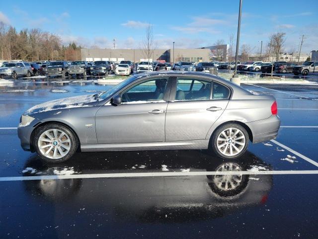 used 2011 BMW 328 car, priced at $5,575