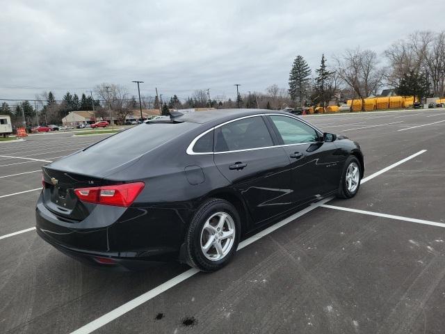 used 2016 Chevrolet Malibu car, priced at $9,284