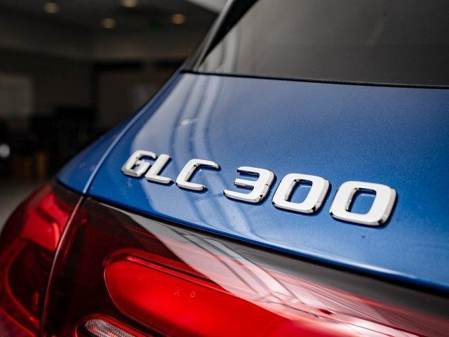 new 2024 Mercedes-Benz GLC 300 car, priced at $54,998