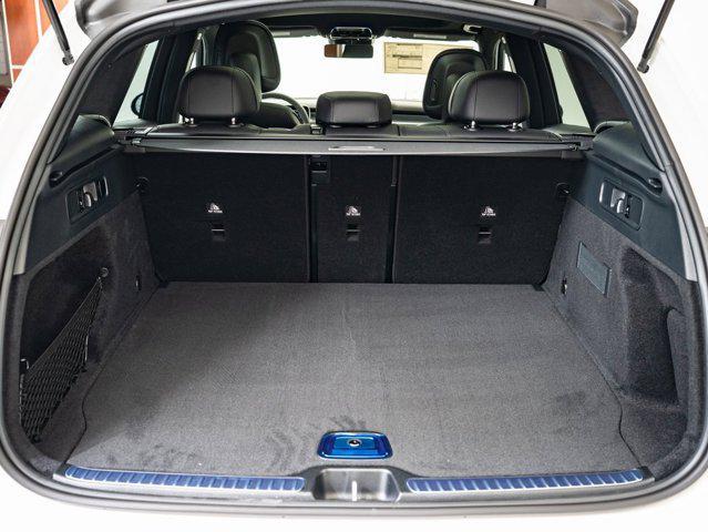 new 2025 Mercedes-Benz GLC 300 car, priced at $49,998