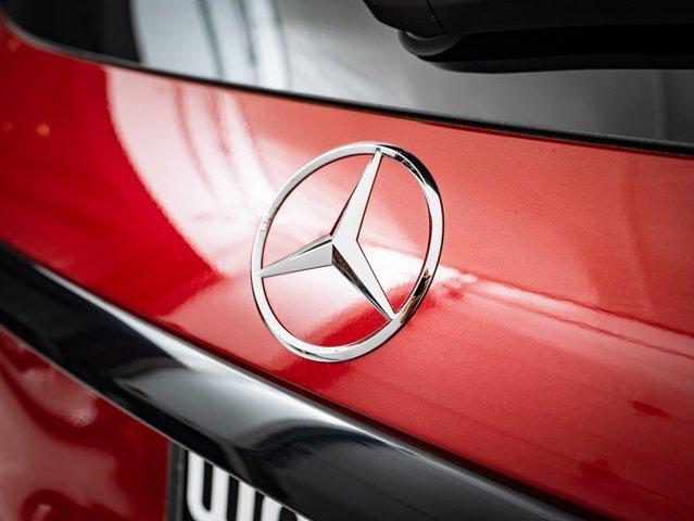 new 2025 Mercedes-Benz GLC 300 car, priced at $57,998