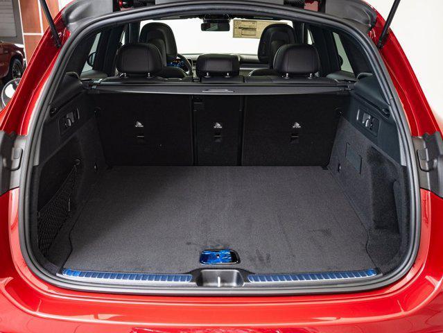 new 2025 Mercedes-Benz GLC 300 car, priced at $57,998