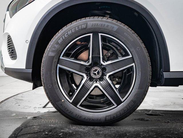 new 2026 Mercedes-Benz GLC 300 car, priced at $50,498