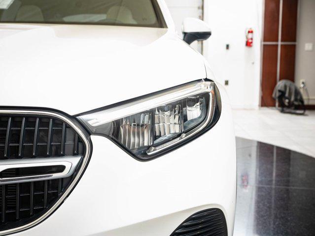 new 2026 Mercedes-Benz GLC 300 car, priced at $50,998