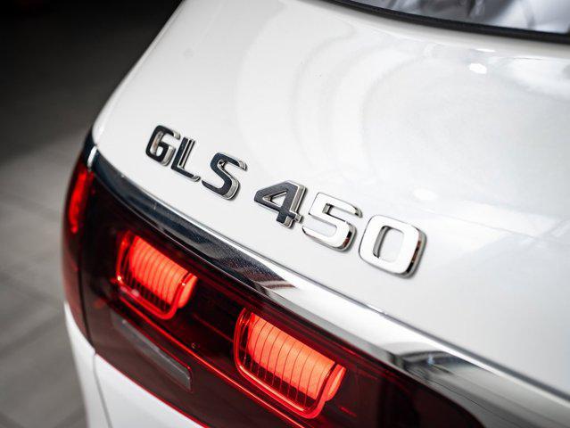 new 2025 Mercedes-Benz GLS 450 car, priced at $89,998