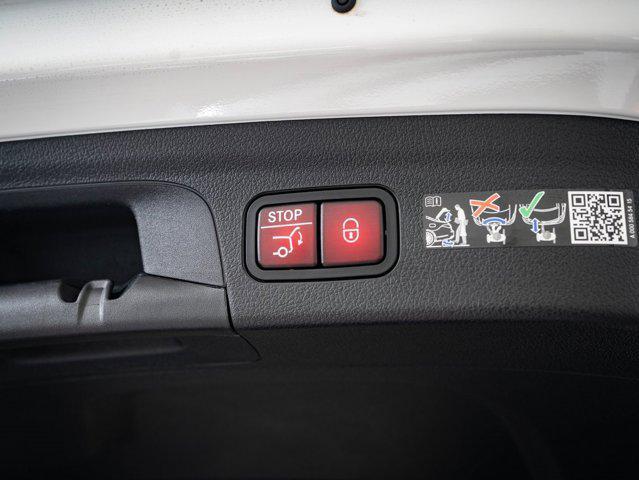 new 2026 Mercedes-Benz GLE 450 car, priced at $72,498