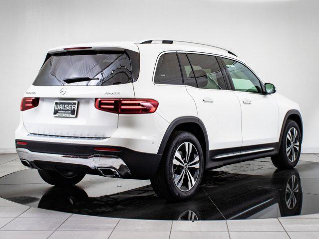 new 2025 Mercedes-Benz GLB 250 car, priced at $44,998