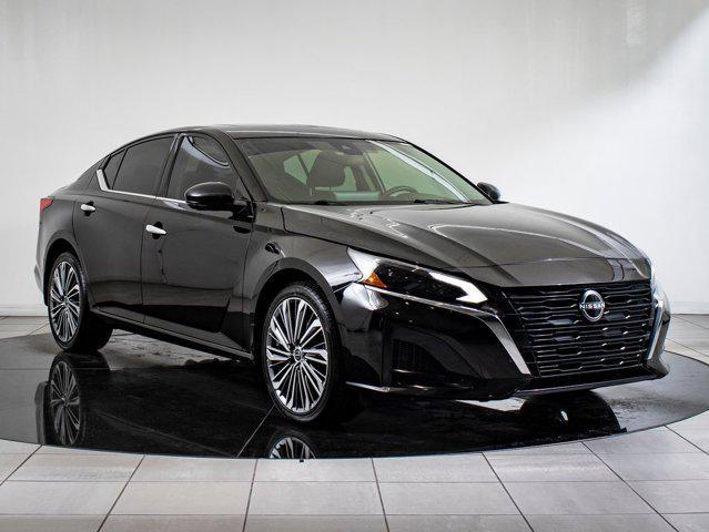 used 2023 Nissan Altima car, priced at $25,998