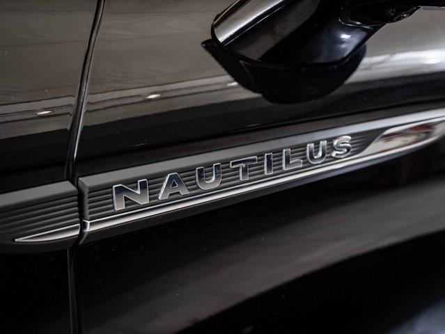 used 2022 Lincoln Nautilus car, priced at $38,298