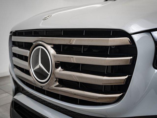 new 2026 Mercedes-Benz GLS 580 car, priced at $114,998